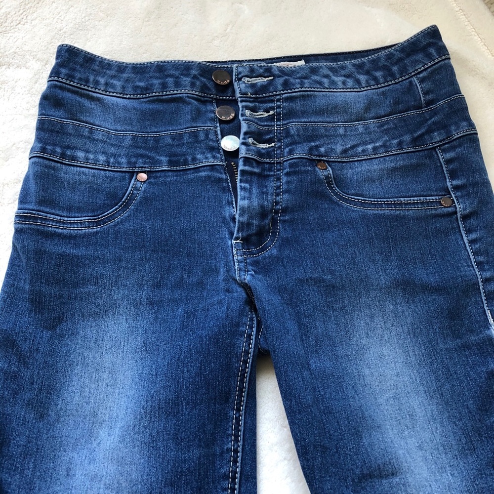 Jeans - Picture 6 of 6